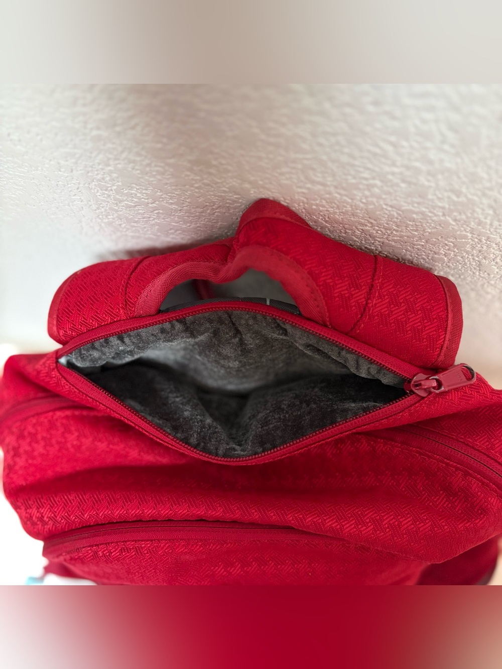 Dakine Red Everyday Compact Backpack - Picture 4 of 9